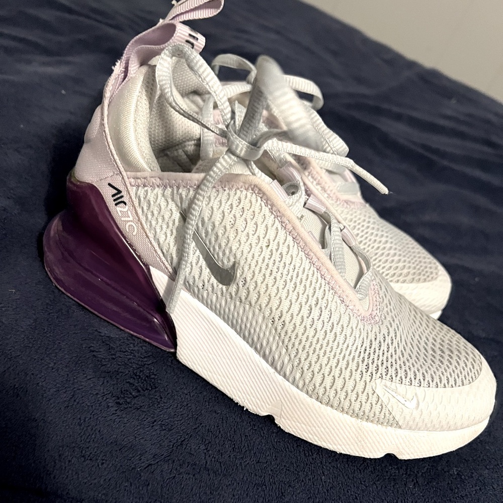 Nike 270’s Youth Girls